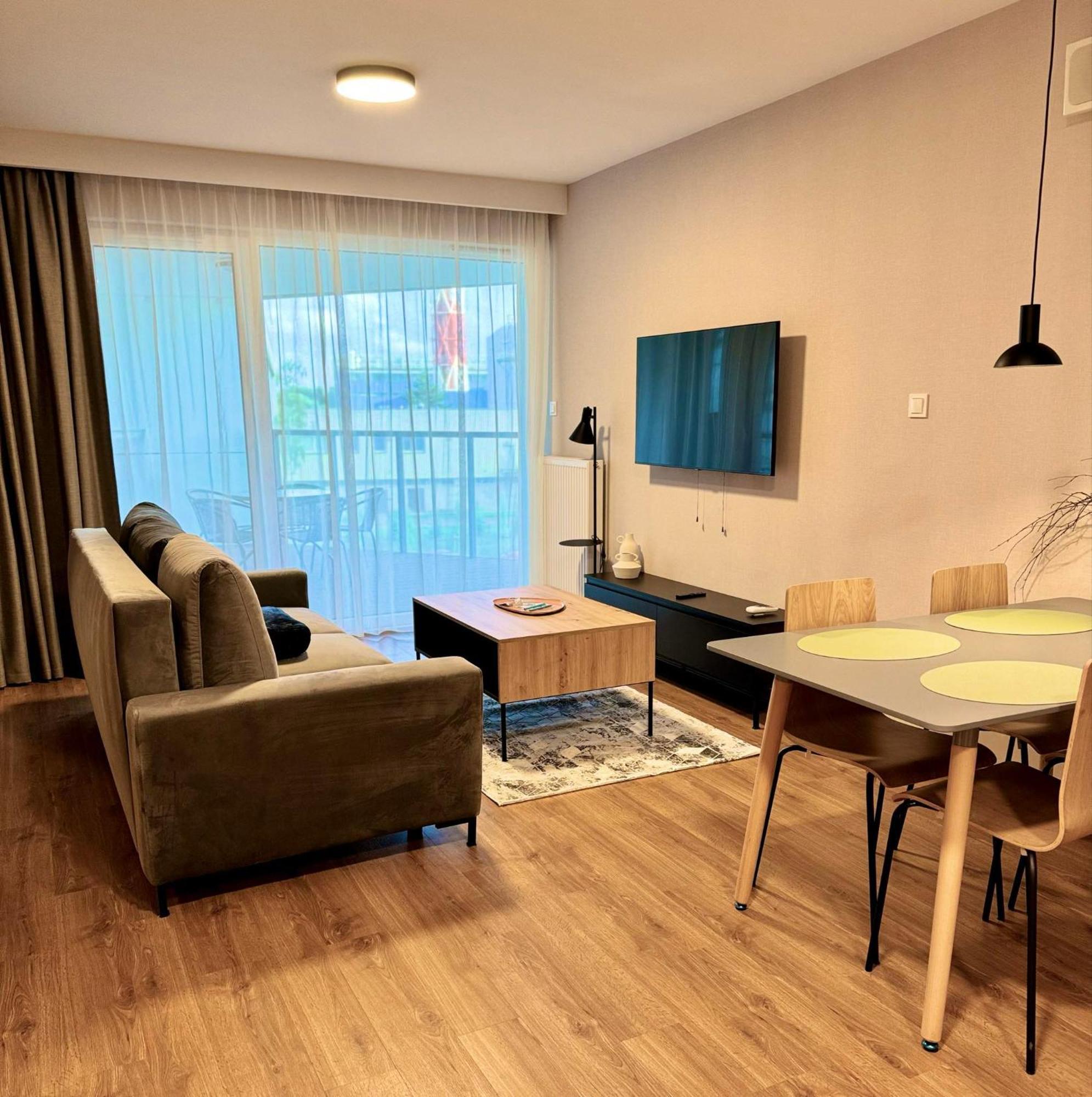 Akces Apartamenty Kasprowicza 20C- Basen, Sauny, Jacuzzi, Silownia W Cenie - Schwimmbad, Saunen, Jacuzzi, Fitnessstudio Im Preis Kolobrzeg Exterior photo